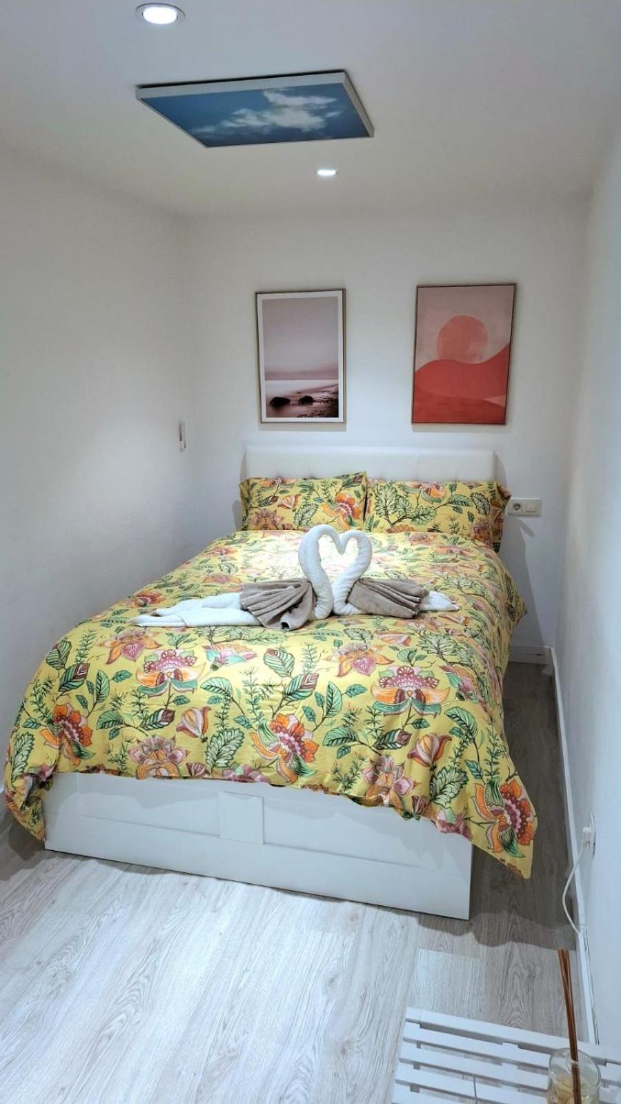 Moderno Apartamento Con Garaje Privado En El Centro De วิโก ภายนอก รูปภาพ