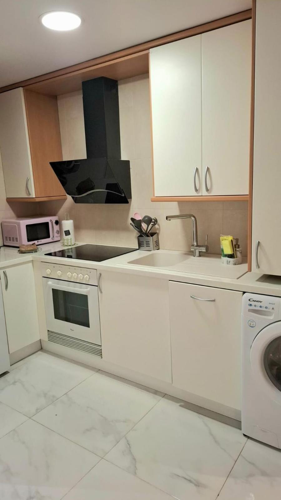 Moderno Apartamento Con Garaje Privado En El Centro De วิโก ภายนอก รูปภาพ
